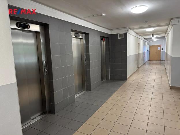 Pronájem bytu 2+kk, Kladno, Holandská, 40 m2