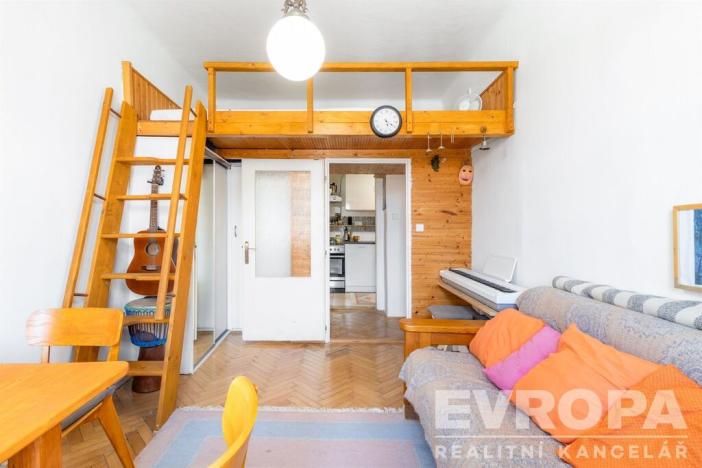 Pronájem bytu 2+1, Praha - Košíře, Pod Kavalírkou, 41 m2