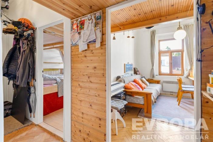 Pronájem bytu 2+1, Praha - Košíře, Pod Kavalírkou, 41 m2