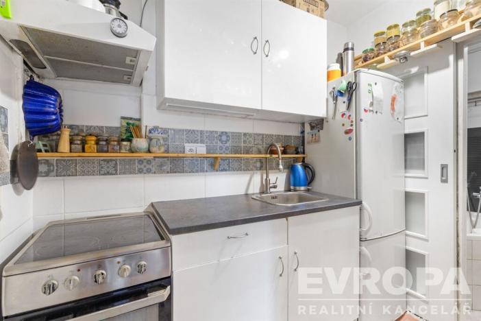 Pronájem bytu 2+1, Praha - Košíře, Pod Kavalírkou, 41 m2