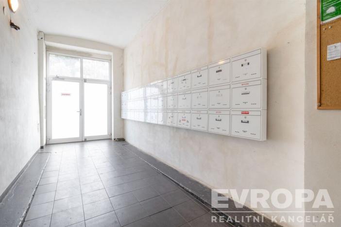 Pronájem bytu 2+1, Praha - Košíře, Pod Kavalírkou, 41 m2