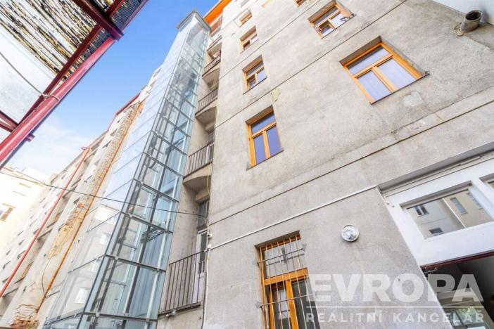 Pronájem bytu 2+1, Praha - Košíře, Pod Kavalírkou, 41 m2