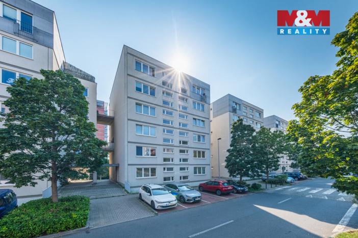 Prodej garážového stání, Praha - Strašnice, Názovská, 18 m2