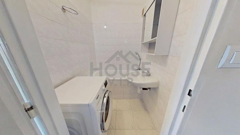 Prodej bytu 2+1, Praha - Řepy, Laudova, 42 m2