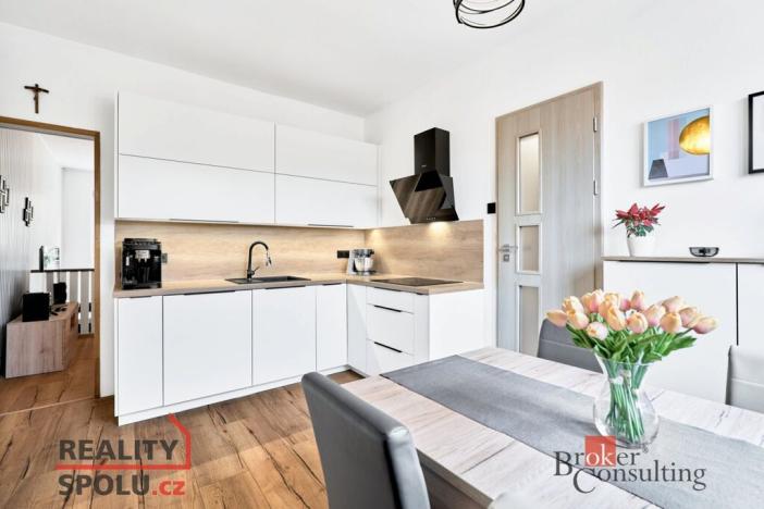 Prodej bytu 2+1, Dalovice - Všeborovice, Dolní, 62 m2