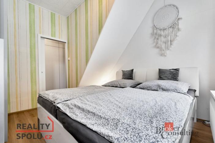 Prodej bytu 2+1, Dalovice - Všeborovice, Dolní, 62 m2