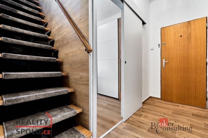 Prodej bytu 2+1, Dalovice - Všeborovice, Dolní, 62 m2