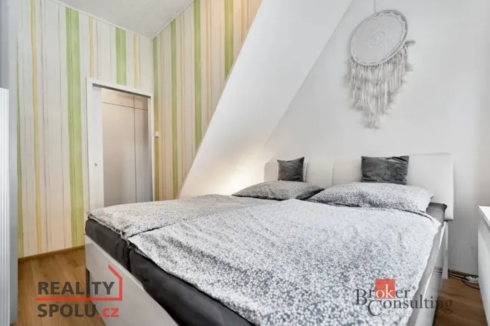 Prodej bytu 2+1, Dalovice - Všeborovice, Dolní, 62 m2