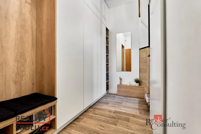 Prodej bytu 2+1, Dalovice - Všeborovice, Dolní, 62 m2