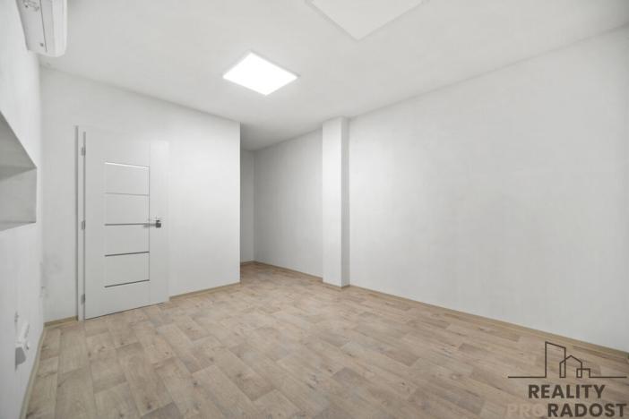 Pronájem skladu, Vysoké Mýto, 647 m2