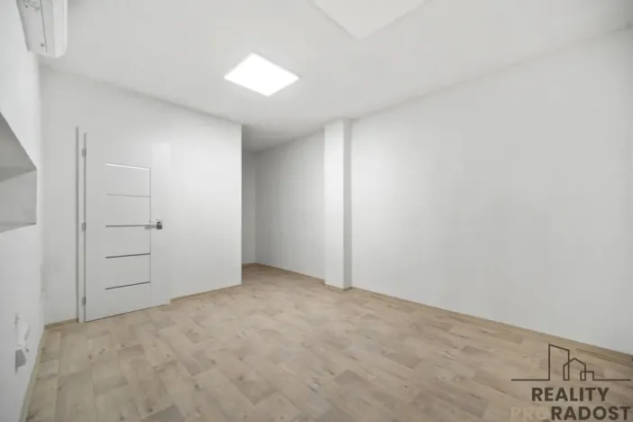 Pronájem skladu, Vysoké Mýto, 647 m2