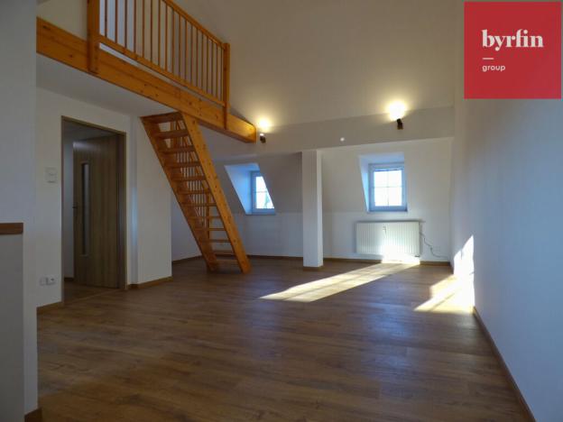 Pronájem bytu 2+kk, Opava, Na Dolním poli, 42 m2