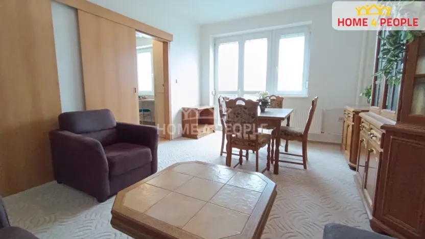 Pronájem bytu 2+1, Židlochovice, náměstí Míru, 51 m2