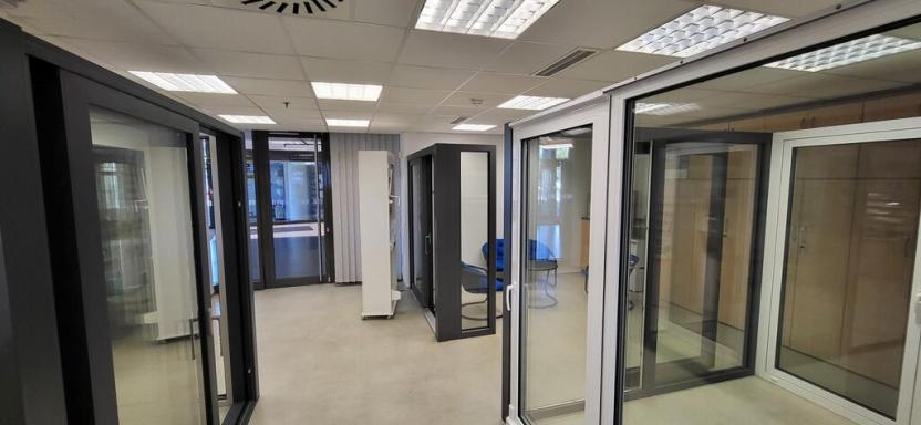 Pronájem obchodního prostoru, Brno - Štýřice, Pražákova, 73 m2