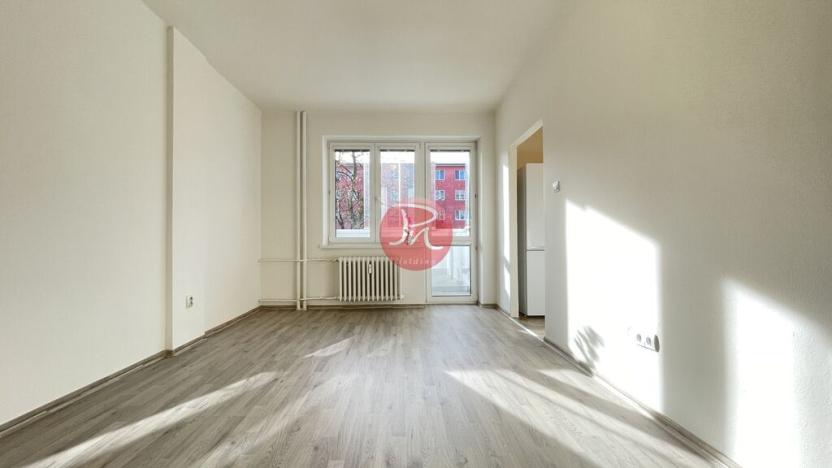 Pronájem bytu 1+kk, Ostrava, Sokolovská, 23 m2