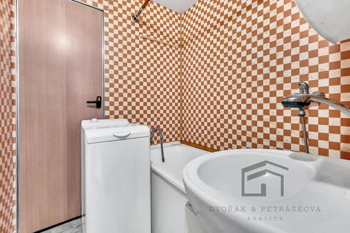 Prodej bytu 3+1, Most, Růžová, 56 m2