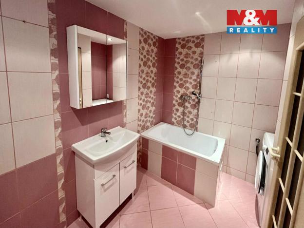 Pronájem bytu 1+1, Pchery, Okružní, 50 m2