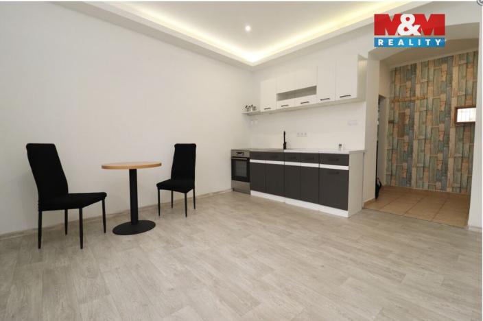 Pronájem bytu 1+1, Karlovy Vary - Rybáře, Sokolovská, 35 m2