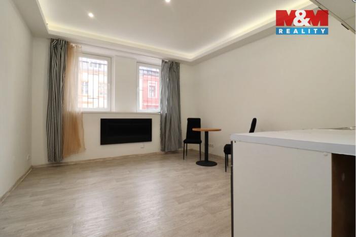 Pronájem bytu 1+1, Karlovy Vary - Rybáře, Sokolovská, 35 m2