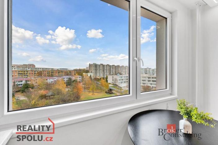 Prodej bytu 3+1, Praha - Černý Most, Kpt. Stránského, 75 m2