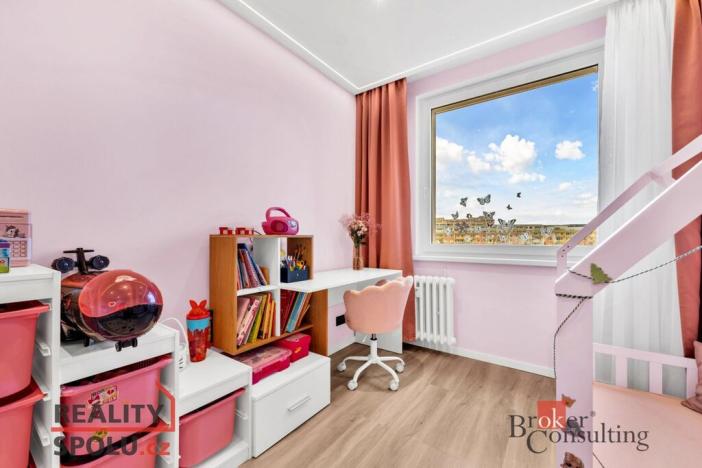 Prodej bytu 3+1, Praha - Černý Most, Kpt. Stránského, 75 m2