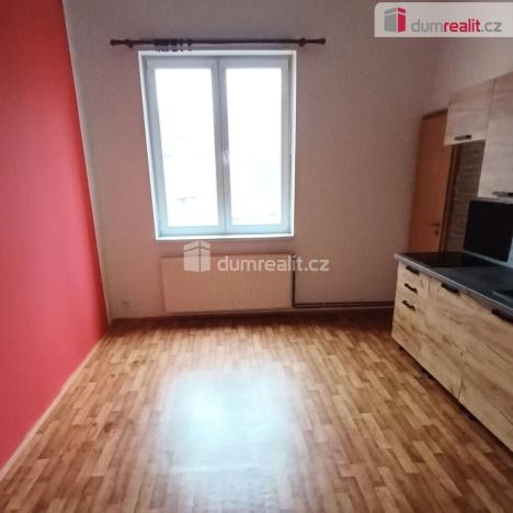 Pronájem bytu 2+1, Děčín - Děčín IV-Podmokly, Jungmannova, 69 m2