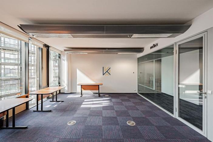 Pronájem kanceláře, Praha - Karlín, Karolinská, 2603 m2