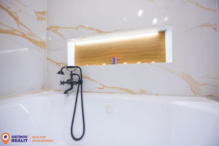 Prodej bytu 3+1, Šumperk, 8. května, 74 m2