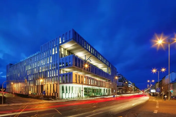 Pronájem obchodního prostoru, Praha - Karlín, Karolinská, 207 m2