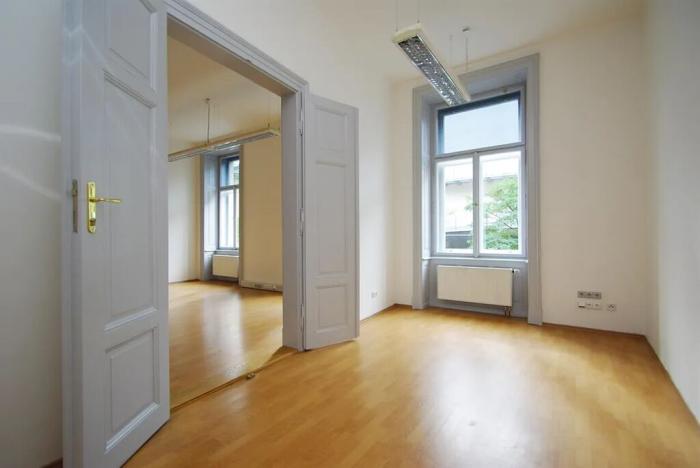 Pronájem kanceláře, Praha - Smíchov, Štefánikova, 70 m2