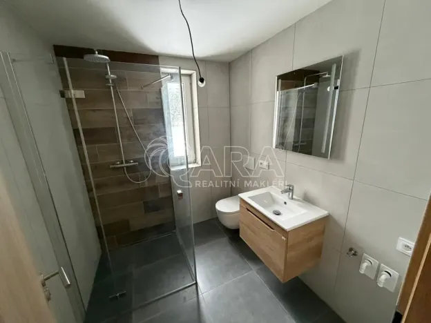 Prodej bytu 2+kk, Kunčice nad Labem, 79 m2