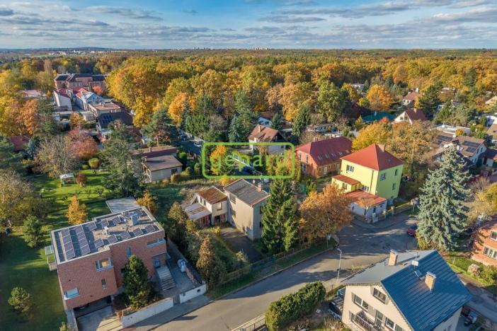 Prodej pozemku pro bydlení, Praha, Hulická, 1083 m2