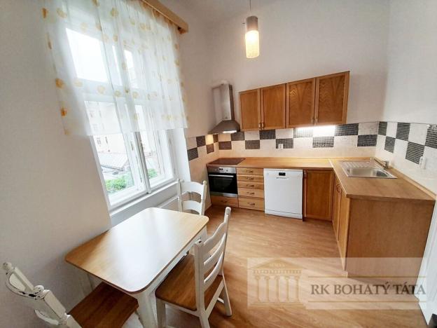 Pronájem bytu 2+1, Praha - Vinohrady, Koubkova, 65 m2