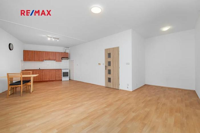 Pronájem bytu 1+kk, Přeštice, Na Chmelnicích, 41 m2