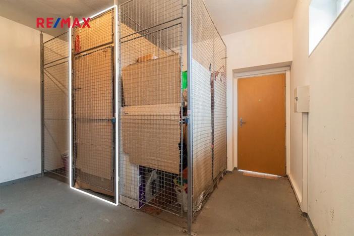 Pronájem bytu 1+kk, Přeštice, Na Chmelnicích, 41 m2