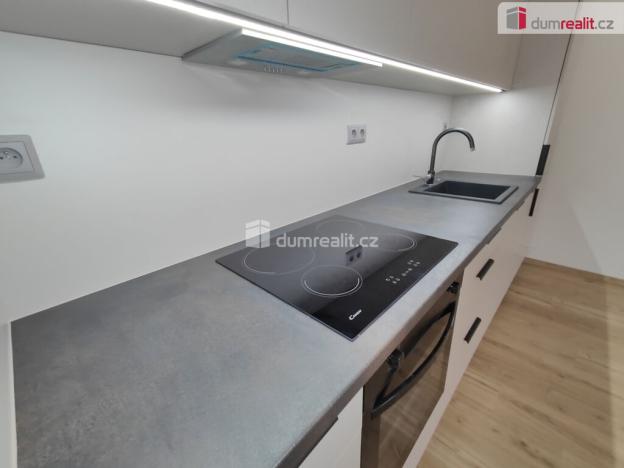 Pronájem bytu 2+kk, Praha - Kbely, Sedlářova, 54 m2