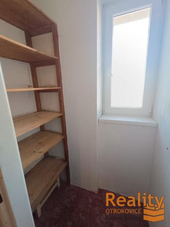 Prodej bytu 2+1, Otrokovice, Školní, 55 m2