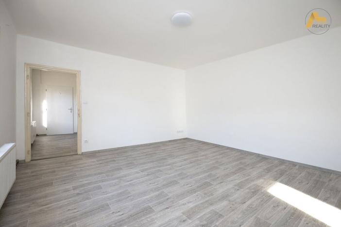 Pronájem bytu 2+1, Písek, třída Národní svobody, 59 m2