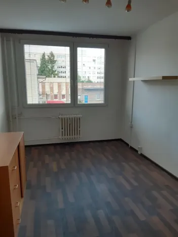 Pronájem bytu 2+kk, Kladno, Holandská, 39 m2