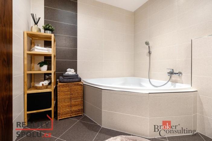 Pronájem bytu 4+kk, Praha - Zličín, Sazovická, 93 m2