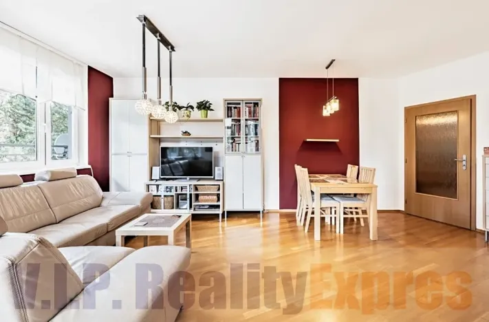 Prodej bytu 3+kk, Praha, Jeřabinová, 92 m2