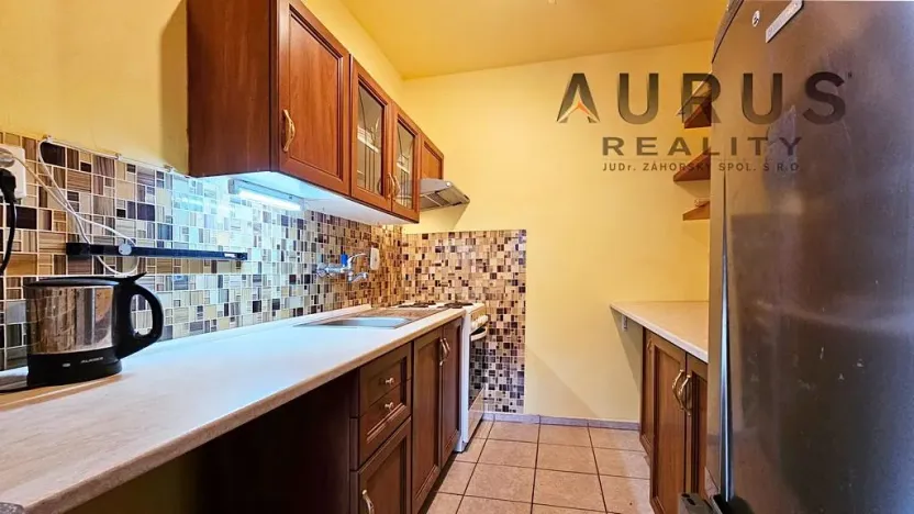 Prodej bytu 2+kk, Praha - Újezd nad Lesy, Žíšovská, 45 m2