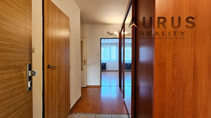 Prodej bytu 2+kk, Praha - Újezd nad Lesy, Žíšovská, 45 m2