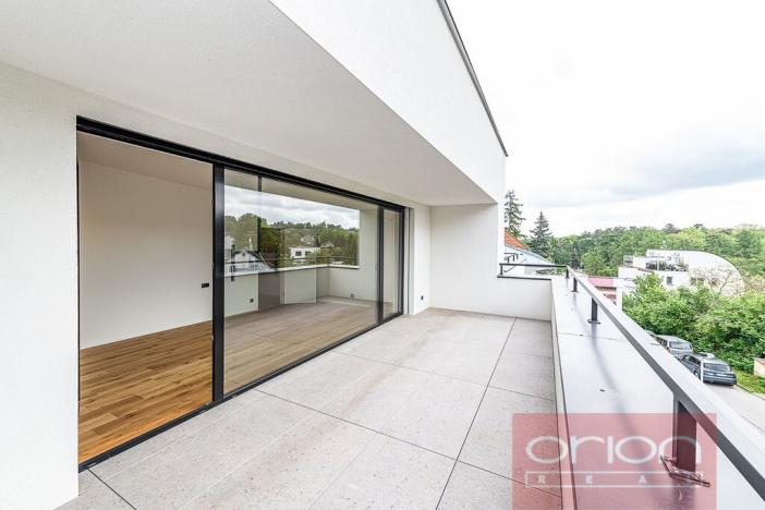 Pronájem rodinného domu, Praha - Stodůlky, Ke Koh-i-nooru, 282 m2