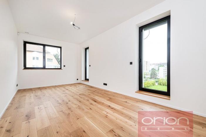 Pronájem rodinného domu, Praha - Stodůlky, Ke Koh-i-nooru, 282 m2