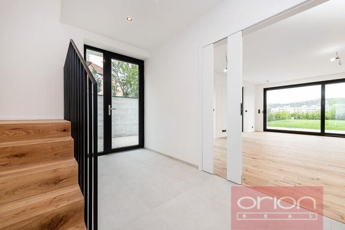 Pronájem rodinného domu, Praha - Stodůlky, Ke Koh-i-nooru, 282 m2