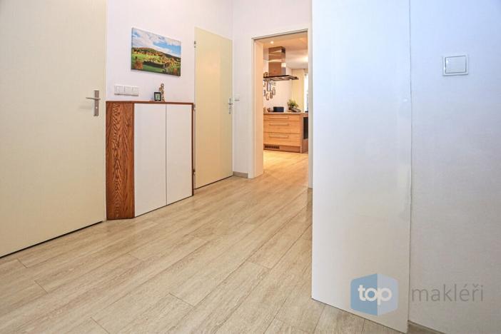 Prodej bytu 3+kk, Praha, U louky, 71 m2