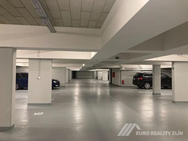 Pronájem bytu 1+kk, Zlín, Boněcký rybník, 38 m2