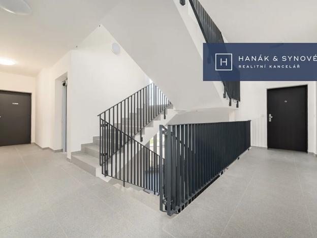 Pronájem bytu 2+kk, Pohořelice, U Kasáren, 55 m2