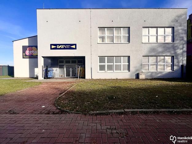 Pronájem obchodního prostoru, Uničov, Šumperská, 450 m2